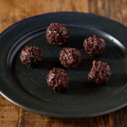 [870] Mini Trufa ao Leite com Cobertura de Chocolate Belga Amargo - 100 Unid